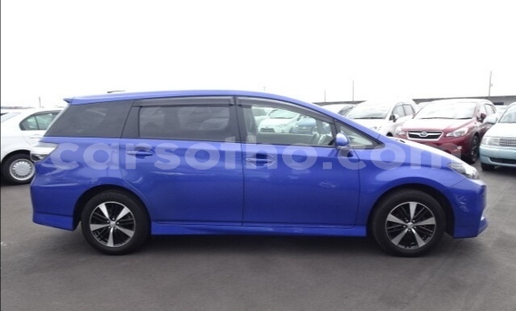 Acheter Occasion Voiture Toyota Wish Bleu à Maseru, Maseru Acheter Occasion Voiture Toyota Wish Bleu à Maseru, Maseru