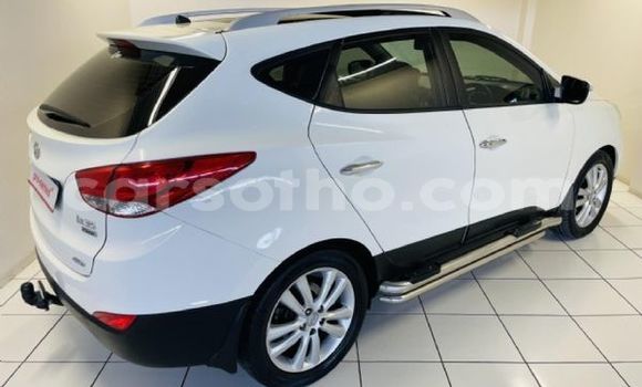 اشتري مستعمل Hyundai ix35 White سيارة في Maseru في Maseru اشتري مستعمل Hyundai ix35 White سيارة في Maseru في Maseru