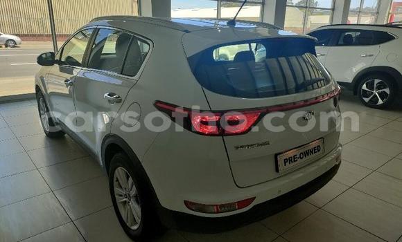 Sayi Na hannu Kia Sportage White Mota in Maseru a Maseru Sayi Na hannu Kia Sportage White Mota in Maseru a Maseru