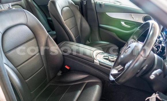 Acheter Occasion Voiture Mercedes-Benz C–Class Blanc à Maseru, Maseru Acheter Occasion Voiture Mercedes-Benz C–Class Blanc à Maseru, Maseru