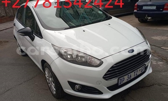 اشتري مستعمل Ford Fiesta ST White سيارة في Maseru في Maseru اشتري مستعمل Ford Fiesta ST White سيارة في Maseru في Maseru