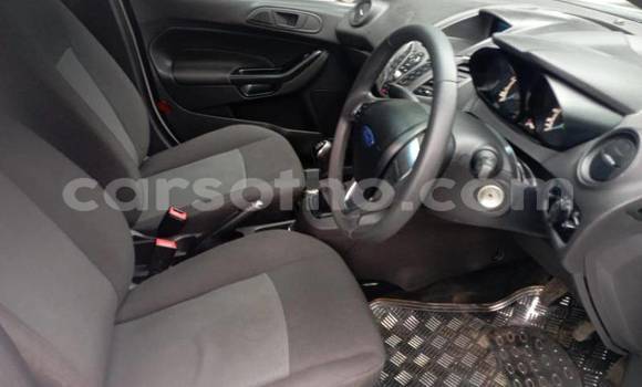 اشتري مستعمل Ford Fiesta ST White سيارة في Maseru في Maseru اشتري مستعمل Ford Fiesta ST White سيارة في Maseru في Maseru
