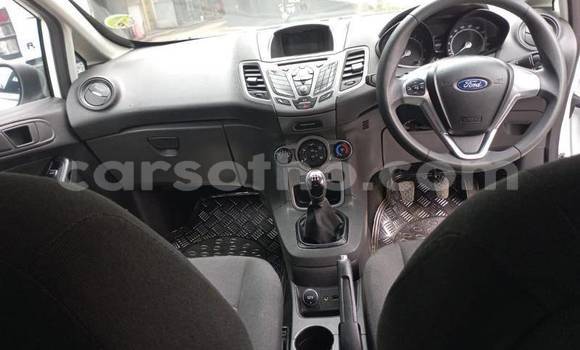اشتري مستعمل Ford Fiesta ST White سيارة في Maseru في Maseru اشتري مستعمل Ford Fiesta ST White سيارة في Maseru في Maseru