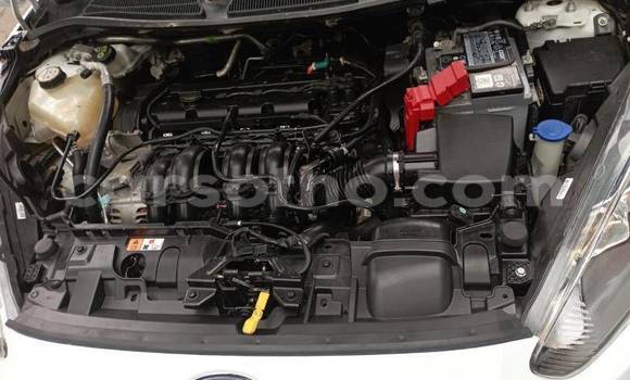 اشتري مستعمل Ford Fiesta ST White سيارة في Maseru في Maseru اشتري مستعمل Ford Fiesta ST White سيارة في Maseru في Maseru