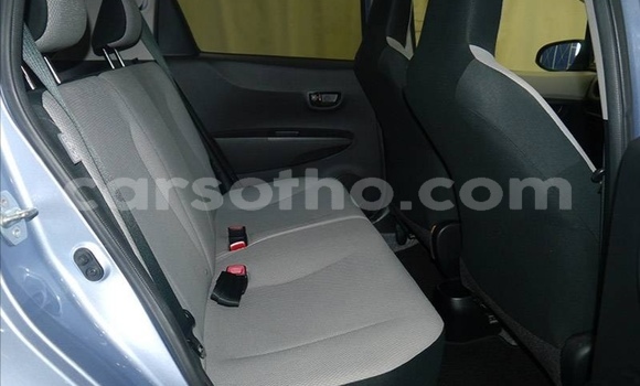 Buy Used Toyota Yaris Blue Car in Maseru in Maseru Buy Used Toyota Yaris Blue Car in Maseru in Maseru