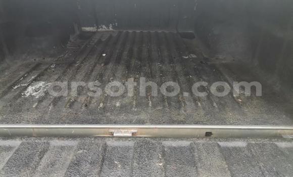 Acheter Occasion Voiture Isuzu KB Beige à Butha Buthe, Butha-Buthe Acheter Occasion Voiture Isuzu KB Beige à Butha Buthe, Butha-Buthe