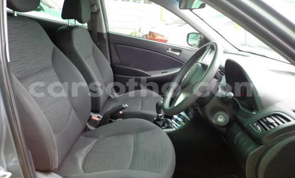 اشتري مستعمل Hyundai Accent Silver سيارة في Maseru في Maseru اشتري مستعمل Hyundai Accent Silver سيارة في Maseru في Maseru