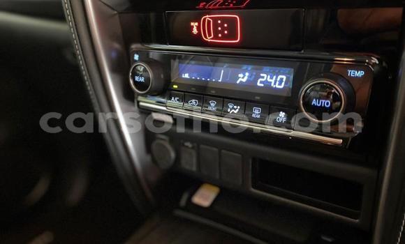 Acheter Occasion Voiture Toyota Fortuner Bleu à Maseru, Maseru Acheter Occasion Voiture Toyota Fortuner Bleu à Maseru, Maseru