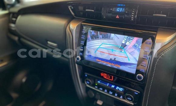 Acheter Occasion Voiture Toyota Fortuner Bleu à Maseru, Maseru Acheter Occasion Voiture Toyota Fortuner Bleu à Maseru, Maseru