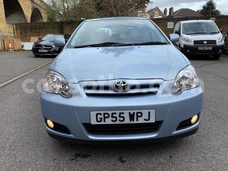 Big with watermark 2005toyotacorolla 3