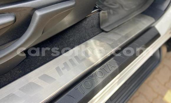 Acheter Occasion Voiture Toyota Hilux Blanc à Maseru, Maseru Acheter Occasion Voiture Toyota Hilux Blanc à Maseru, Maseru