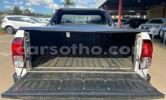 Acheter Occasion Voiture Toyota Hilux Blanc à Maseru, Maseru Acheter Occasion Voiture Toyota Hilux Blanc à Maseru, Maseru