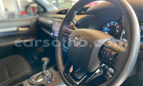 Acheter Occasion Voiture Toyota Hilux Rouge à Maseru, Maseru Acheter Occasion Voiture Toyota Hilux Rouge à Maseru, Maseru