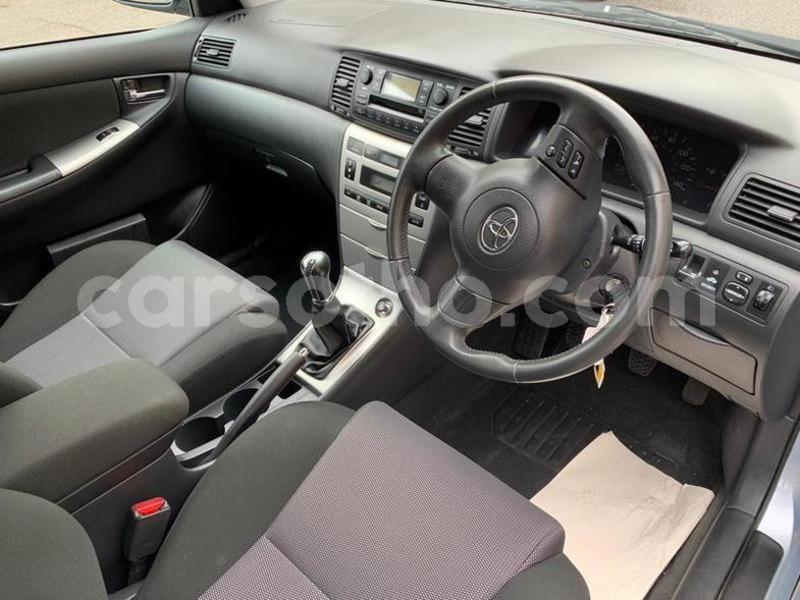 Big with watermark 2005toyotacorolla 8