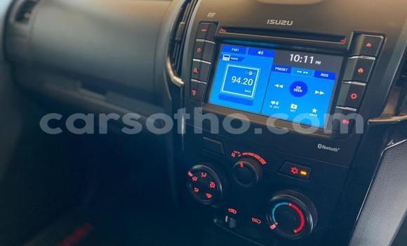 Buy Used Isuzu KB Silver Car in Maseru in Maseru Buy Used Isuzu KB Silver Car in Maseru in Maseru