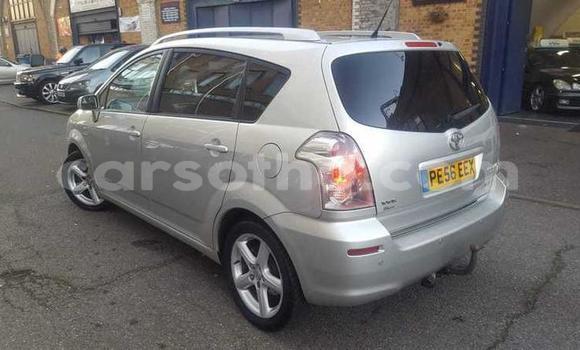 Buy Used Toyota Corolla Verso Silver Car in Peka in Leribe Buy Used Toyota Corolla Verso Silver Car in Peka in Leribe