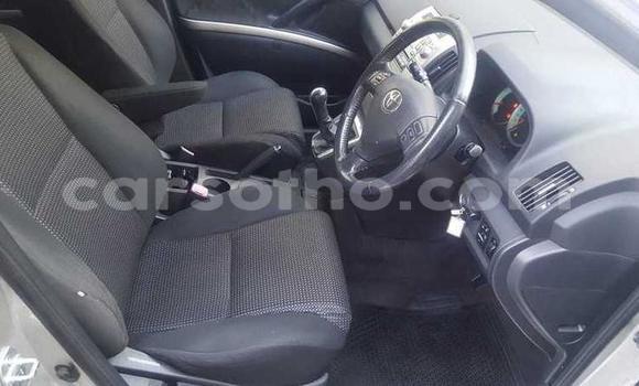 Buy Used Toyota Corolla Verso Silver Car in Peka in Leribe Buy Used Toyota Corolla Verso Silver Car in Peka in Leribe