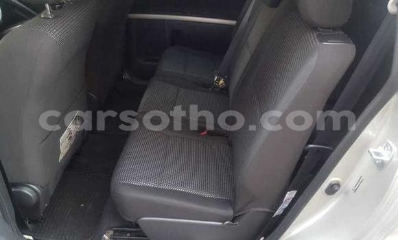 Buy Used Toyota Corolla Verso Silver Car in Peka in Leribe Buy Used Toyota Corolla Verso Silver Car in Peka in Leribe