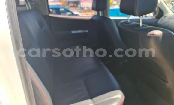 Acheter Occasion Voiture Toyota Hilux Blanc à Maseru, Maseru Acheter Occasion Voiture Toyota Hilux Blanc à Maseru, Maseru