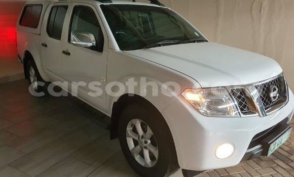 Acheter Occasion Voiture Nissan Navara Blanc à Maseru, Maseru Acheter Occasion Voiture Nissan Navara Blanc à Maseru, Maseru