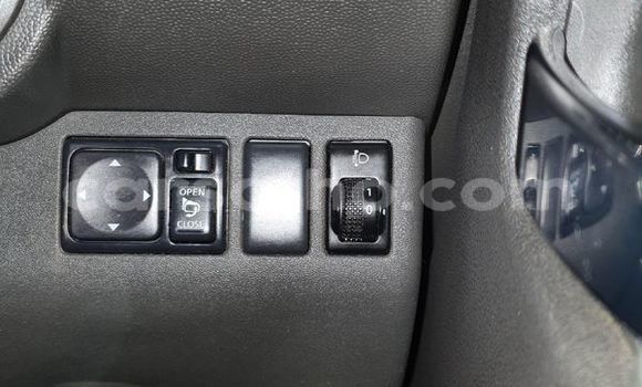 Acheter Occasion Voiture Nissan Navara Blanc à Maseru, Maseru Acheter Occasion Voiture Nissan Navara Blanc à Maseru, Maseru
