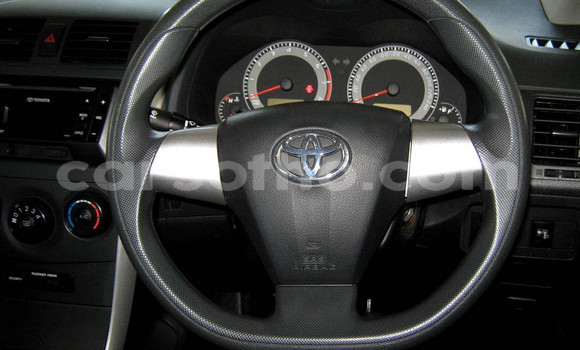 Sayi Na hannu Toyota Corolla White Mota in Maseru a Maseru Sayi Na hannu Toyota Corolla White Mota in Maseru a Maseru
