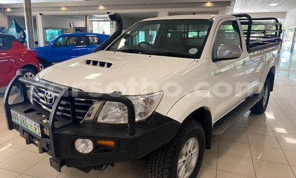 اشتري مستعمل Toyota Hilux White سيارة في Maseru في Maseru اشتري مستعمل Toyota Hilux White سيارة في Maseru في Maseru