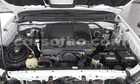 اشتري مستعمل Toyota Hilux White سيارة في Maseru في Maseru اشتري مستعمل Toyota Hilux White سيارة في Maseru في Maseru