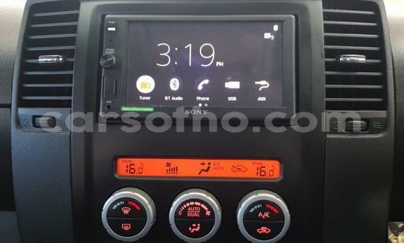 Sayi Na hannu Nissan Navara White Mota in Maseru a Maseru Sayi Na hannu Nissan Navara White Mota in Maseru a Maseru