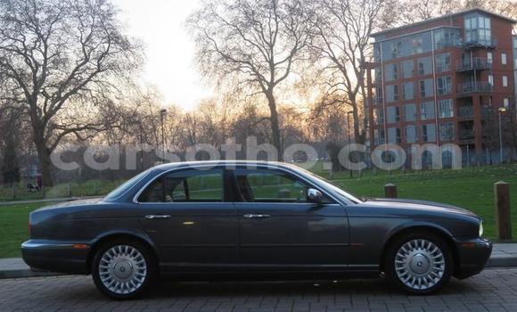 Sayi Na hannu Jaguar XJ Other Mota in Peka a Leribe Sayi Na hannu Jaguar XJ Other Mota in Peka a Leribe