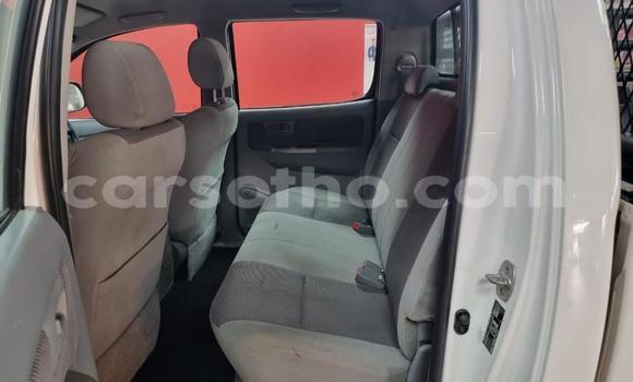 Acheter Occasion Voiture Toyota Hilux Blanc à Maseru, Maseru Acheter Occasion Voiture Toyota Hilux Blanc à Maseru, Maseru