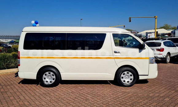 اشتري مستعمل Toyota Aqua White سيارة في Maseru في Maseru اشتري مستعمل Toyota Aqua White سيارة في Maseru في Maseru