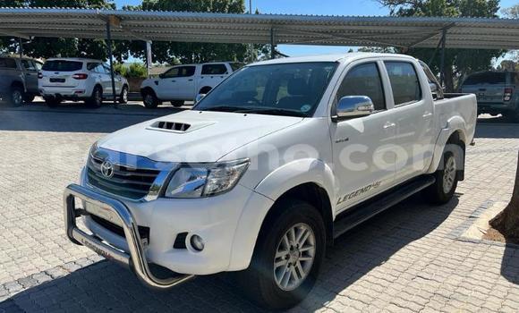اشتري مستعمل Toyota Hilux White سيارة في Maseru في Maseru اشتري مستعمل Toyota Hilux White سيارة في Maseru في Maseru
