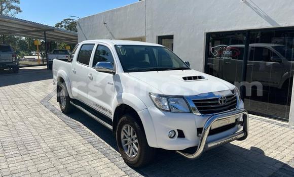 اشتري مستعمل Toyota Hilux White سيارة في Maseru في Maseru اشتري مستعمل Toyota Hilux White سيارة في Maseru في Maseru