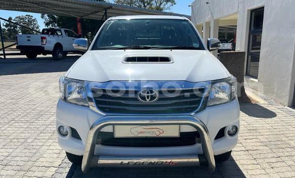 اشتري مستعمل Toyota Hilux White سيارة في Maseru في Maseru اشتري مستعمل Toyota Hilux White سيارة في Maseru في Maseru