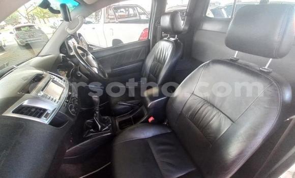 Buy Used Toyota Hilux White Car in Maseru in Maseru Buy Used Toyota Hilux White Car in Maseru in Maseru