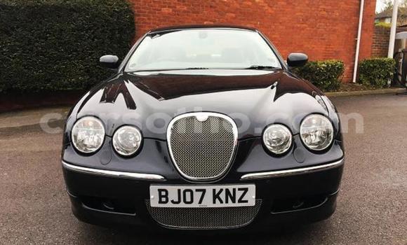 Sayi Na hannu Jaguar S–Type Black Mota in Qacha's Nek a Quthing