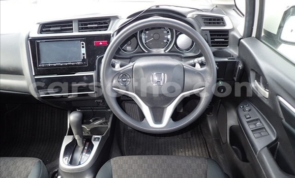 Acheter Occasion Voiture Honda FIT Blanc à Maseru, Maseru Acheter Occasion Voiture Honda FIT Blanc à Maseru, Maseru