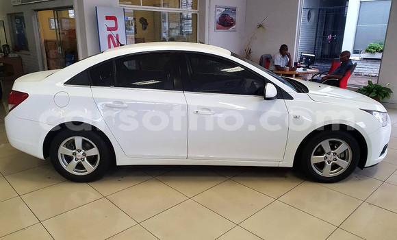 Acheter Occasion Voiture Chevrolet Cruze Blanc à Maseru, Maseru Acheter Occasion Voiture Chevrolet Cruze Blanc à Maseru, Maseru