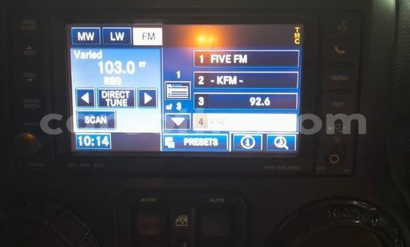 Sayi Na hannu Jeep Wrangler White Mota in Maseru a Maseru Sayi Na hannu Jeep Wrangler White Mota in Maseru a Maseru