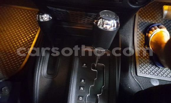 Sayi Na hannu Jeep Wrangler White Mota in Maseru a Maseru Sayi Na hannu Jeep Wrangler White Mota in Maseru a Maseru