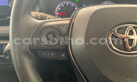 Sayi Na hannu Toyota RAV4 White Mota in Maseru a Maseru Sayi Na hannu Toyota RAV4 White Mota in Maseru a Maseru