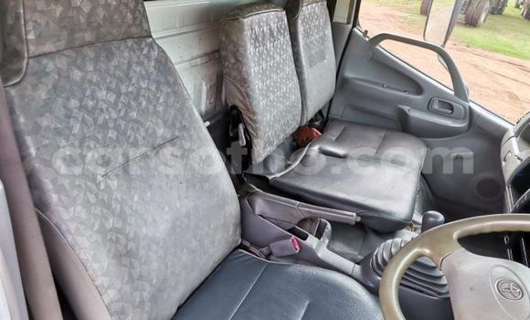 Sayi Na hannu Toyota Dyna White Mota in Maseru a Maseru Sayi Na hannu Toyota Dyna White Mota in Maseru a Maseru