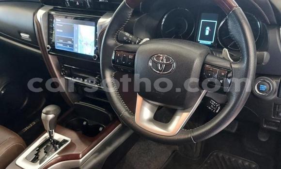 Buy Used Toyota Fortuner White Car in Maseru in Maseru Buy Used Toyota Fortuner White Car in Maseru in Maseru