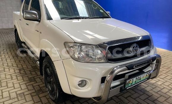 اشتري مستعمل Toyota Hilux White سيارة في Maseru في Maseru اشتري مستعمل Toyota Hilux White سيارة في Maseru في Maseru
