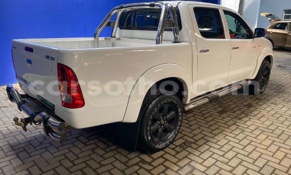 اشتري مستعمل Toyota Hilux White سيارة في Maseru في Maseru اشتري مستعمل Toyota Hilux White سيارة في Maseru في Maseru