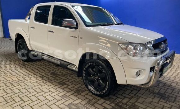 اشتري مستعمل Toyota Hilux White سيارة في Maseru في Maseru اشتري مستعمل Toyota Hilux White سيارة في Maseru في Maseru