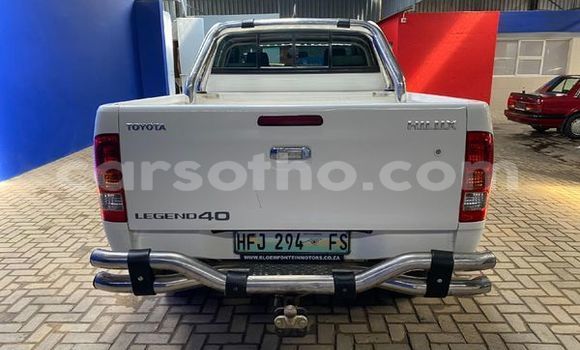 اشتري مستعمل Toyota Hilux White سيارة في Maseru في Maseru اشتري مستعمل Toyota Hilux White سيارة في Maseru في Maseru