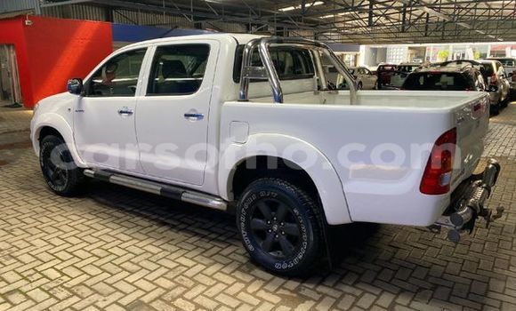 اشتري مستعمل Toyota Hilux White سيارة في Maseru في Maseru اشتري مستعمل Toyota Hilux White سيارة في Maseru في Maseru