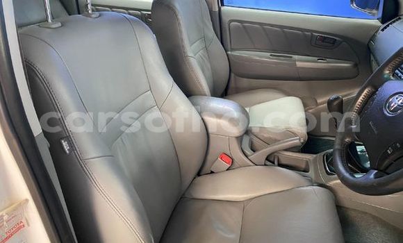 اشتري مستعمل Toyota Hilux White سيارة في Maseru في Maseru اشتري مستعمل Toyota Hilux White سيارة في Maseru في Maseru